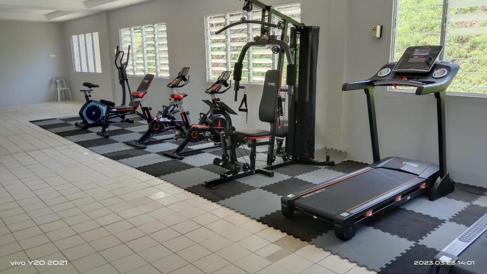 Putra Sentosa Retreat Camp, Sematan Hotel Kültér fotó